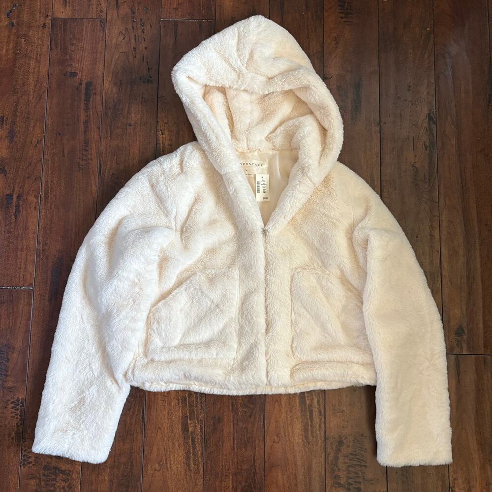NWT Aeropostale Faux Fur Hoodie Womens L Cream Y2K 2000s Clasp Closing